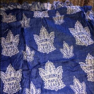 Toronto Maple Leafs scarf